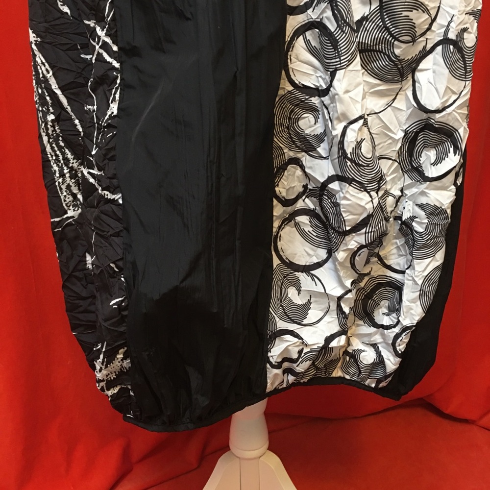 Kozan bubble hem dress graphic print funnel neck small - Picture 2 of 9